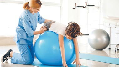 swiadczenie-pielegnacyjne-2026-lista-chorob-kwota