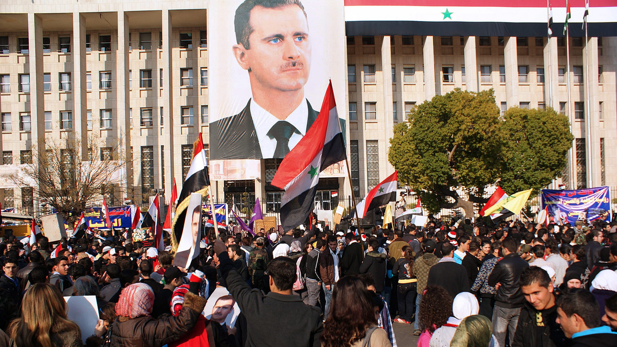 Władze Syrii uwolniły 755 osób, które aresztowano w związku z trwającymi od marca masowymi protestami przeciwko reżimowi prezydenta Baszara el-Asada. Jak podała  telewizja państwowa zwolniono ludzi, "których ręce nie były splamione syryjską krwią".