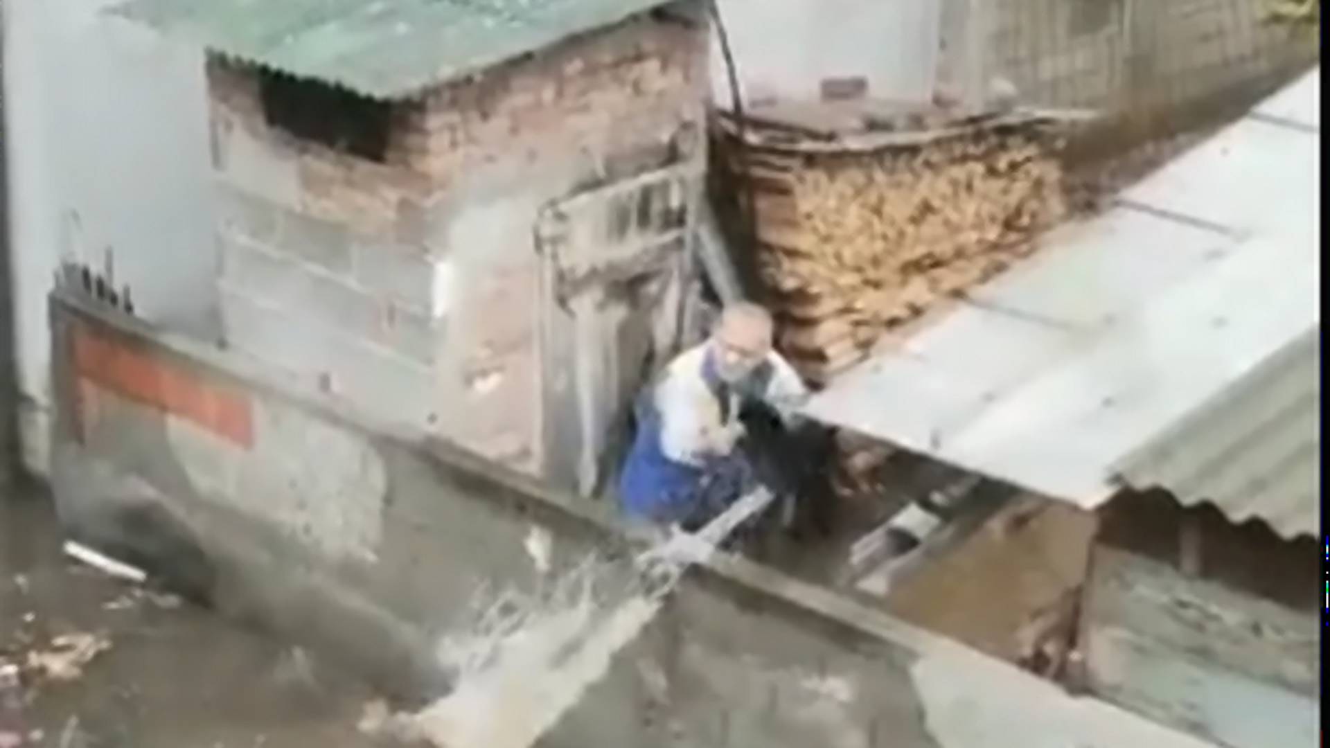 Snimak poplavljenih dvorišta u Borči otkrio je najsramotniju sliku Srbije