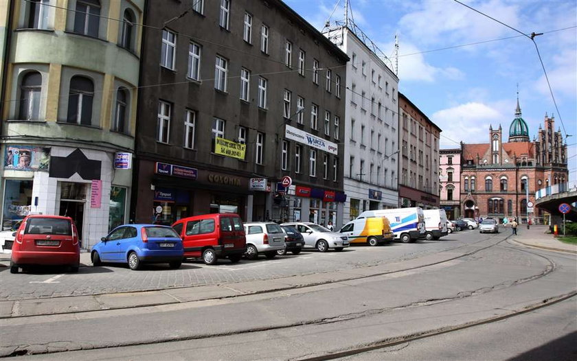 Chorzów, parking, urząd, zamknięcie