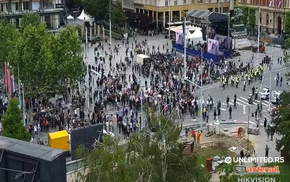 Trg republike, okupljanje povodom Dana pobede