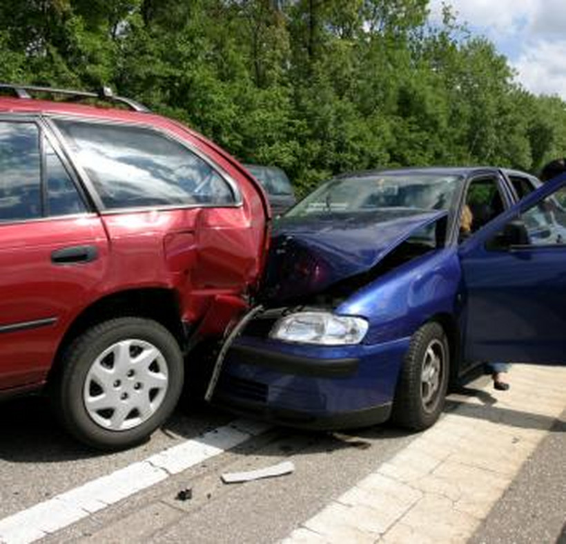 Problem zaczyna się, gdy wypadek jest z winy innego kierowcy i naprawa oraz wynajęcie auta zastępczego są pokrywane z OC sprawcy.