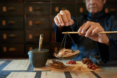 A gyógynövények, gombák helye a daganatellenes terápiában