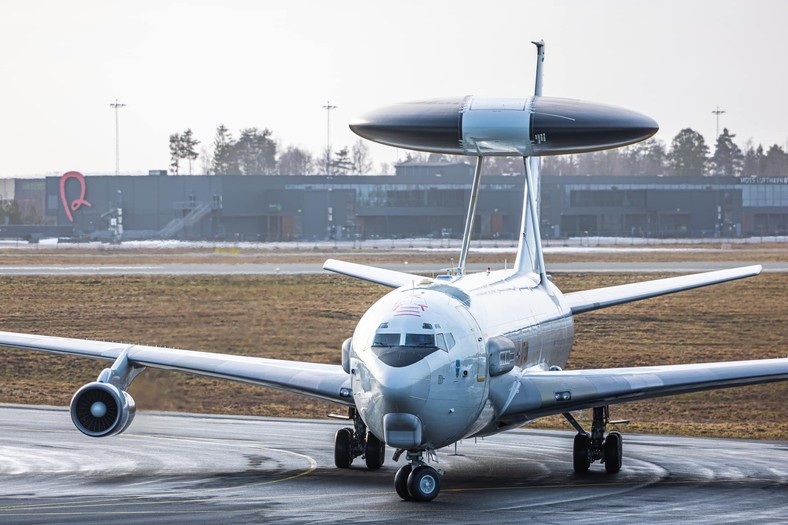 Należący do NATOwskiego systemu AWACS (Airborne Warning & Control System) samolot E-3 Sentry w trakcie ćwiczenia Nordic Response 24.