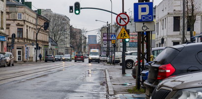 Ulica Przybyszewskiego w Łodzi zamknięta dla ruchu. Remont zaczyna się 199 dni po zapowiadanym terminie