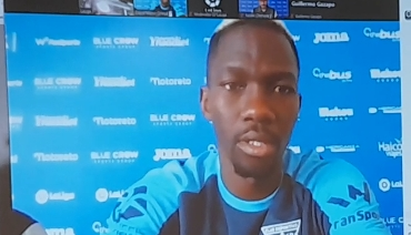 Kenneth Omero durante la presentación ante los medios. 