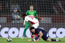 liga mistrzów. awans paris saint-germain i realu madryt do 1/8 finału. juventus turyn za burtą