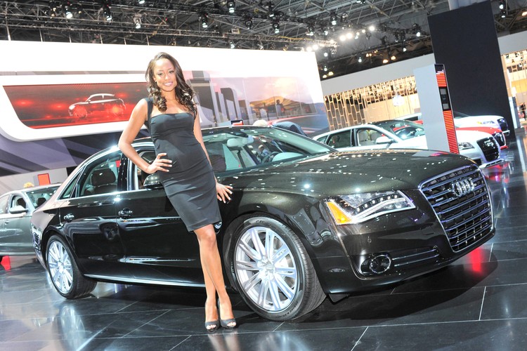 Salon samochodowy w Nowym Jorku