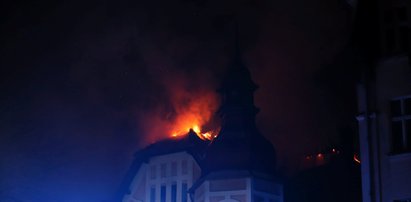 Dramatyczne sceny przed galą FEN 38. Pożar w hotelu z zawodnikami. Uczestnik gali i pracownik Villi zatruli się dymem. Pomagali w ewakuacji