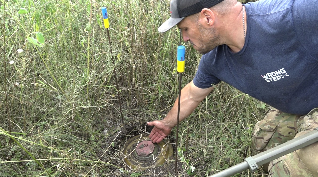 Częściowo zniszczona mina musi być oznaczona i pozostawiona do detonacji