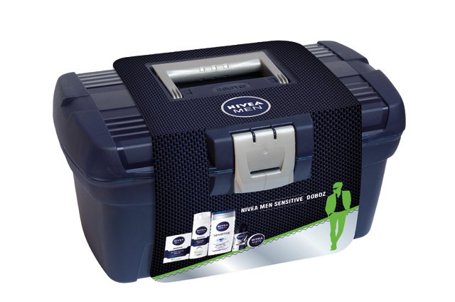 Men Sensitive ajándékdoboz NIVEA 5999 Ft
