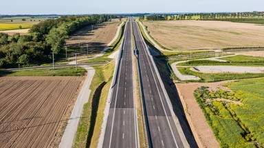 Morawiecki i Adamczyk na odcinku drogi ekspresowej. "Podróż z Białegostoku do Krakowa w pięć godzin"