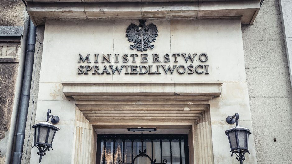 Ministerstwo Sprawiedliwości chce karać za świadome zarażenie koronawirusem