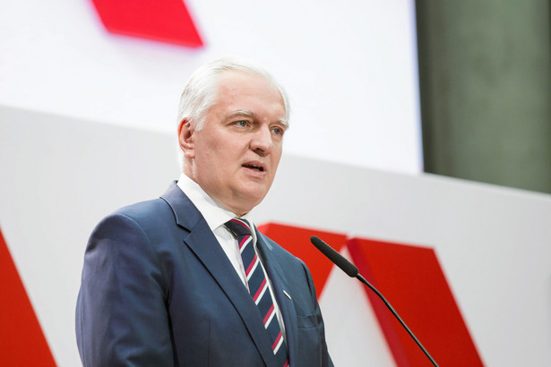 Gowin: Tuskowi będzie trudno wytłumaczyć Polakom, dlaczego nie przestrzegł ich przed oszustami