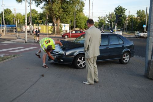 Miałeś kolizję? Zrób zdjęcie! - Aparat fotograficzny z myślą o kierowcach