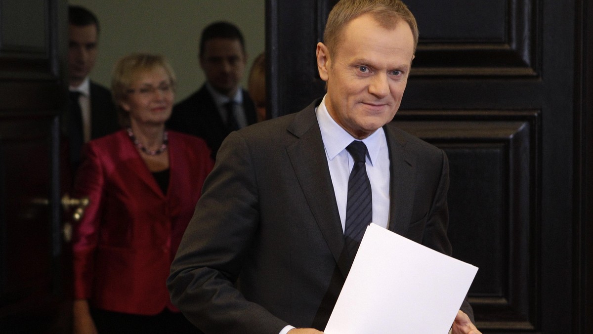 Premier Donald Tusk odwołał prezes Narodowego Funduszu Zdrowia Agnieszkę Pachciarz. O tym, że podpisał wniosek ministra zdrowia o jej odwołanie, szef rządu poinformował dziennikarzy w Brukseli.