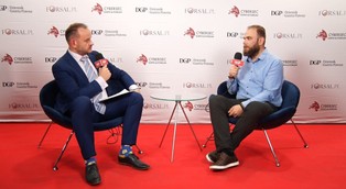 Cyberbezpieczeństwo zaczyna się w szkole. A raczej – powinno. Rozmowa z Michałem Zdunowskim, CEO w SCI podczas CYBERSEC EXPO & FORUM 2025