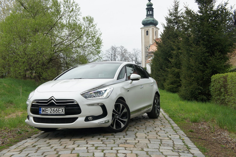 Citroen DS5 Hybrid4 w trasie: śląski Rzym zaprasza!