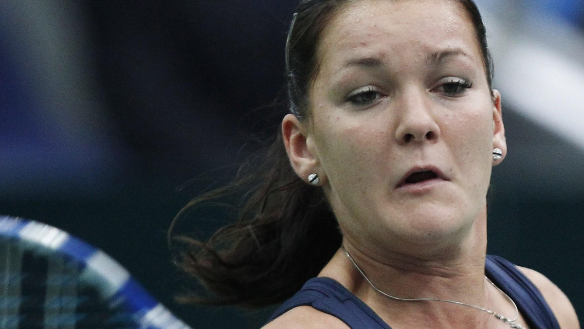 Agnieszka Radwańska jest już pewna udziału w WTA Championships - turnieju kończącym sezon. Polka wskoczyła na ostatnie wolne miejsce, ponieważ Marion Bartoli, która walczyła z nią o przepustkę, wycofała się z turnieju w Moskwie, co nie pozwoliło jej przeskoczyć "Isi" w rankingu.