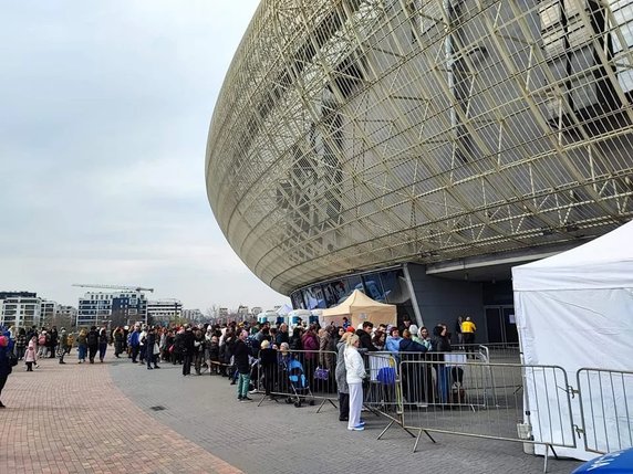 Kolejka przed Tauron Areną