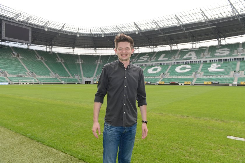 Adam Burak, rzecznik Stadionu Miejskiego, na boisku