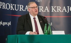 Święczkowski: 21 osób podejrzanych ws. reprywatyzacji. Na liście adwokaci, urzędnicy, biegli