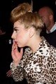 Barna haját felkötve Lady Gaga megvillantotta leborotvált tarkóját is