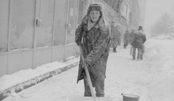 Ostry mróz minus 30 stopni, potężne śnieżyce i zaspy. Taki styczeń trudno sobie teraz wyobrazić