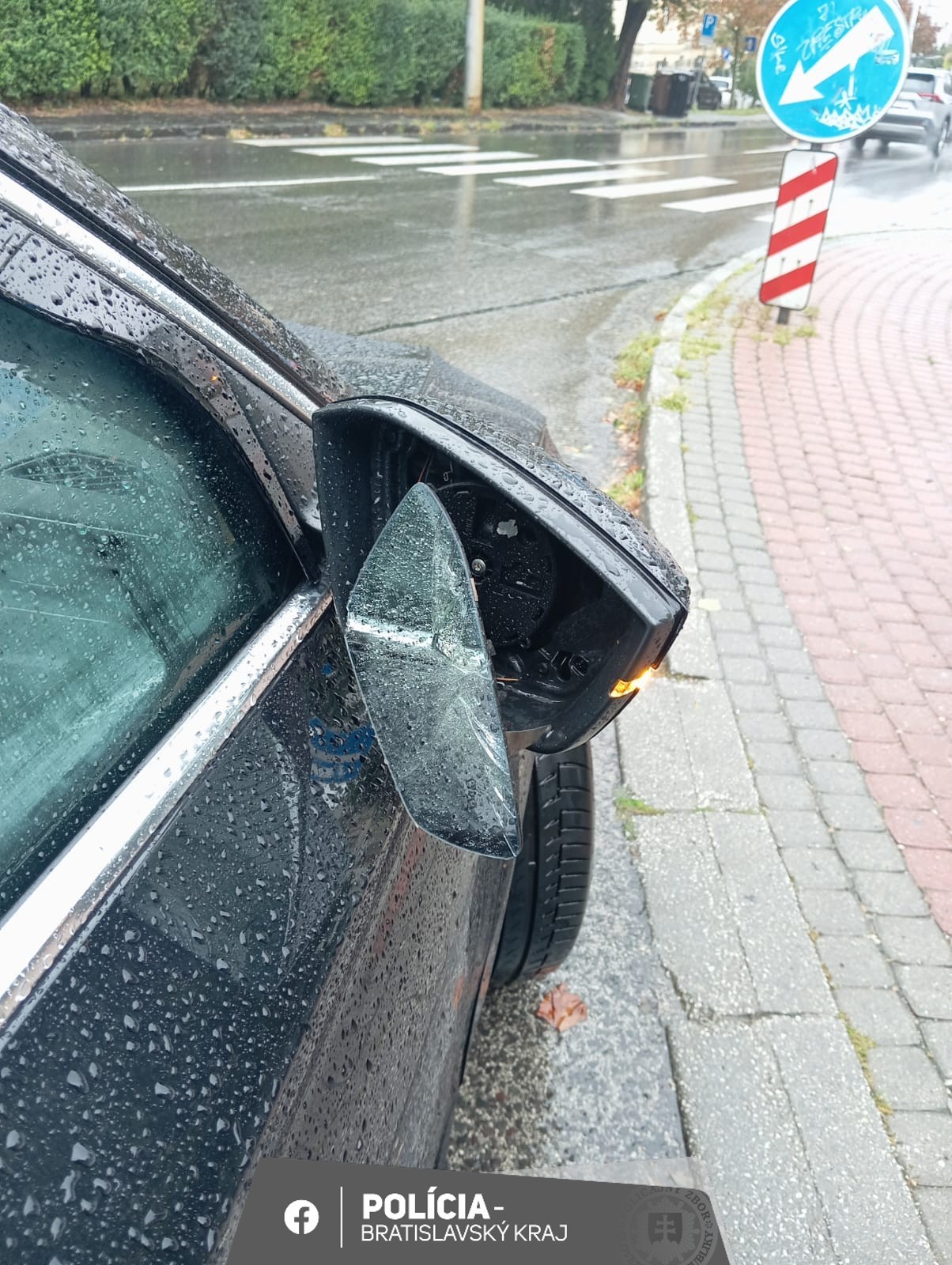 Polícia zasahovala pri viacerých udalostiach spojených s počasím.