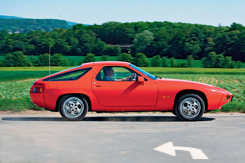 Porsche 928 - Historia modelu