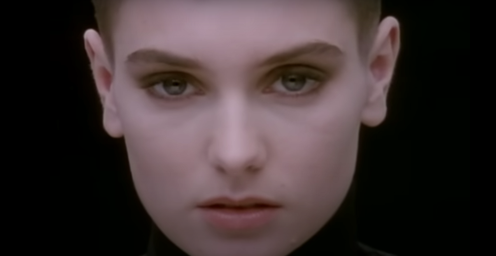 Speváčka Sinéad O'Connor.