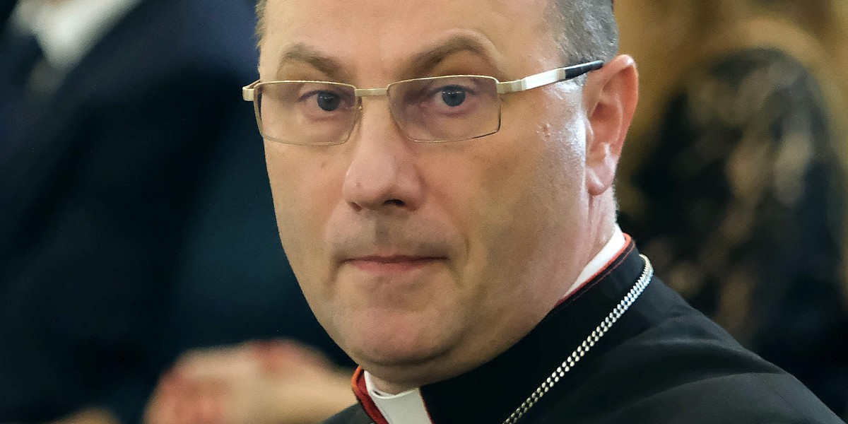 Prymas Polski abp Wojciech Polak deklaruje, że przyjąłby uchodźców.