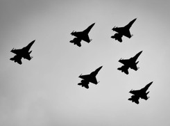 Incydent z udziałem rosyjskiego samolotu w czasie ŚDM. 'Polskie F-16 zmusiły go do lądowania'