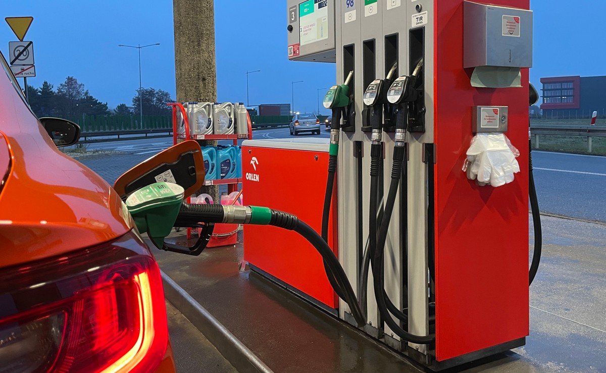 Ceny paliw w majówkę. Ile zapłacą kierowcy w długi weekend?