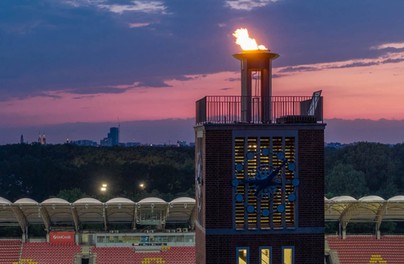 Znicz znów płonął nad Stadionem Olimpijskim