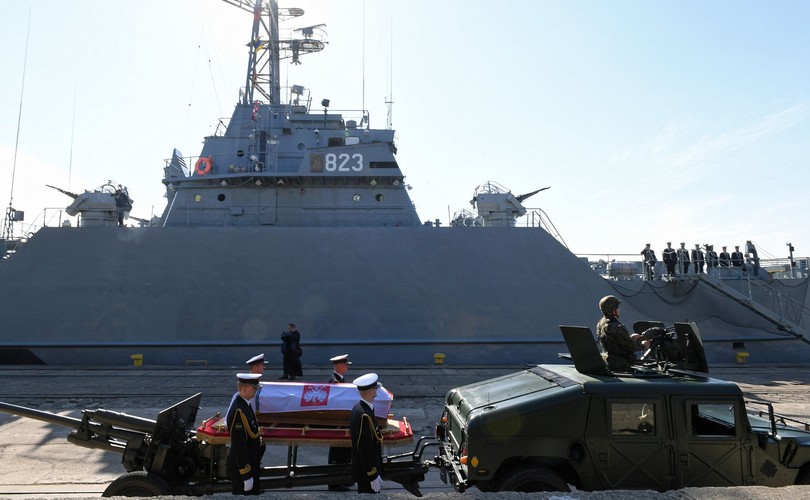 szczątki admirała Józefa Unruga i jego żony Zofii już w Polsce