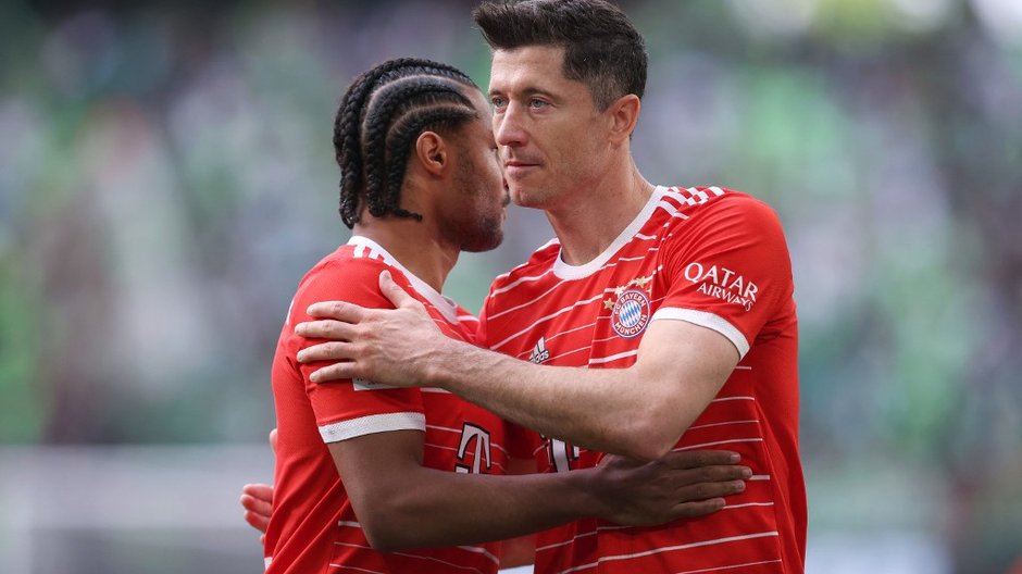 Serge Gnabry i Robert Lewandowski 