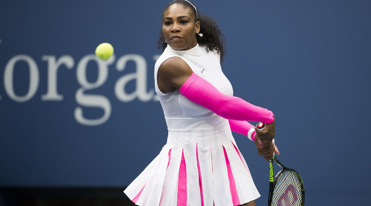 Az amerikai Serena Williams a 
divat megszállottja, önmaga 
tervezi a ruháit /Fotó: AFP