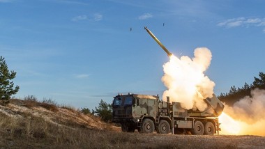 polska przestaje być tylko montownią. hanwha odpowiada forsal.pl