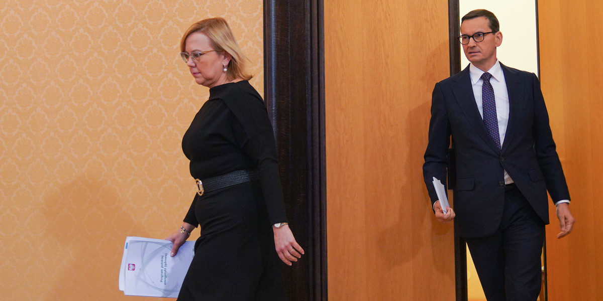 Minister Klimatu i Środowiska Anna Moskwa i premier Mateusz Morawiecki.