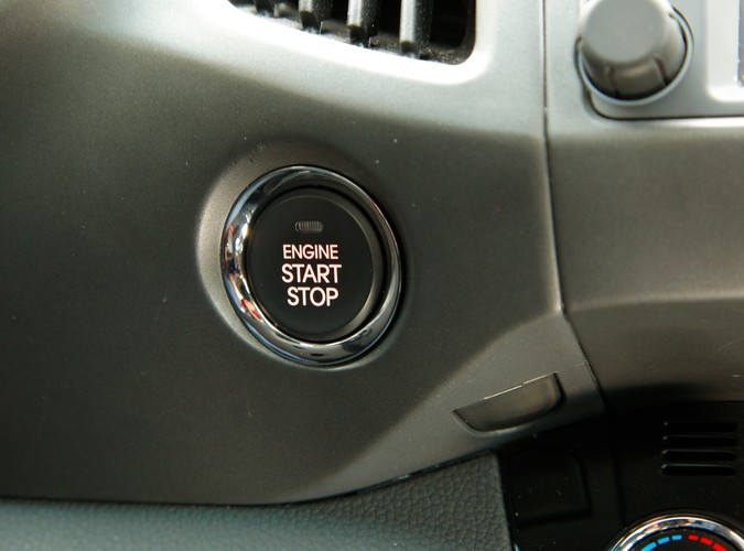 Nowa Kia Sportage to samochód, który swoimi atutami skusił już ponad 3300 Polaków. My sprawdziliśmy w teście wady i zalety tego modelu.