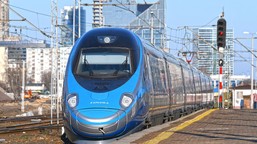 lotnicza konkurencja dla pendolino. szybciej dotrzemy z krakowa do trójmiasta