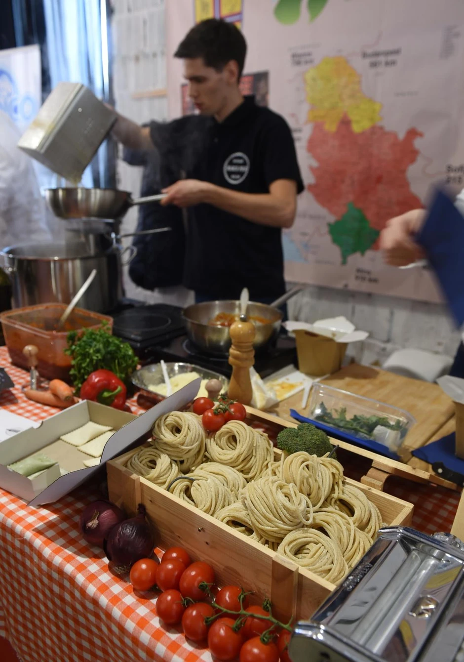 Mirisima paste je bilo nemoguće odoleti