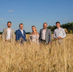 "Rolnik szuka żony". Tomasz zaprosił do udziału w programie 23-latkę w ciąży