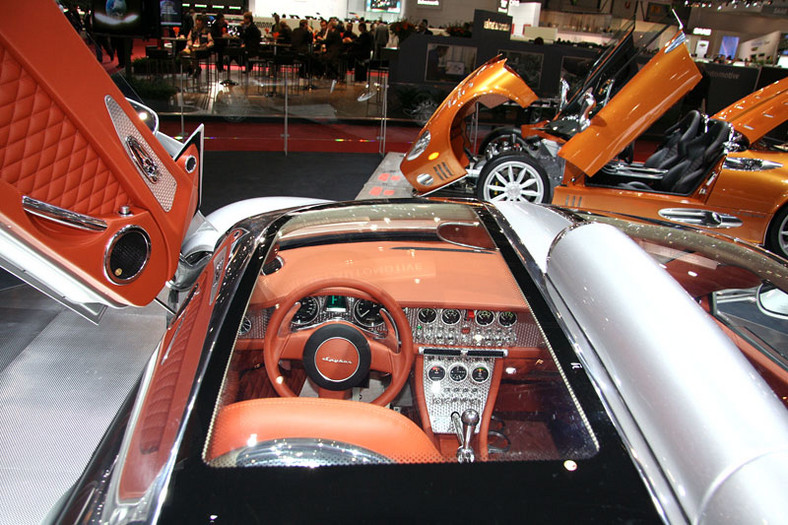 Genewa 2009: Spyker C8 Aileron – premiera wersji seryjnej