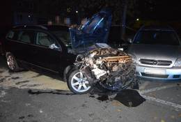 Pijany kierowca z zakazem prowadzenia pojazdów uszkodził 10 aut