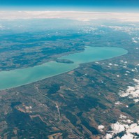 Kritikus állapotba kerülhet a Balaton: ez az, amit már most megtapasztalhat, ha a Balcsin nyaral