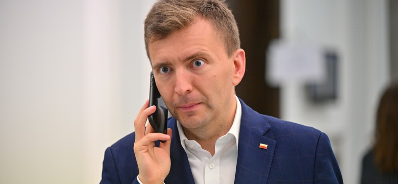 Łukasz Schreiber oświadczył się nowej partnerce. Pochwaliła się pierścionkiem