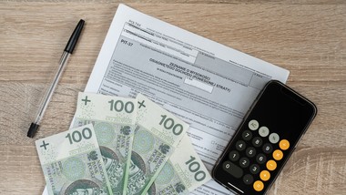 szybszy zwrot podatku pit 2025 dla rodzin z kartą dużej rodziny – krok po kroku