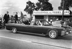 50 lat od zamachu na Kennedy'ego. Teorie spiskowe wciąż żywe. ZDJĘCIA